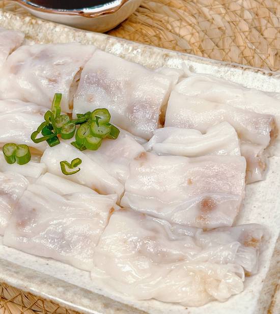 A6. Minced Beef Rice Roll 碎牛肉肠粉